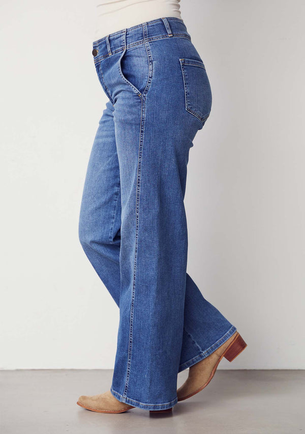 I SAY Como New Wide Jeans Pants 700 Mid Denim Wash