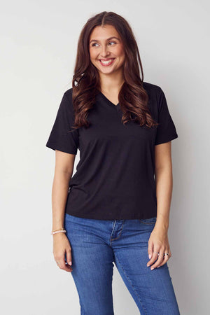 I SAY Gritt V-Neck T-Shirt T-Shirts 900 Black