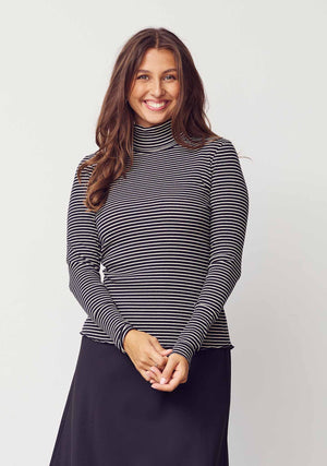 I SAY Karla Rollneck Blouse Blouses M41 Black w/Cream