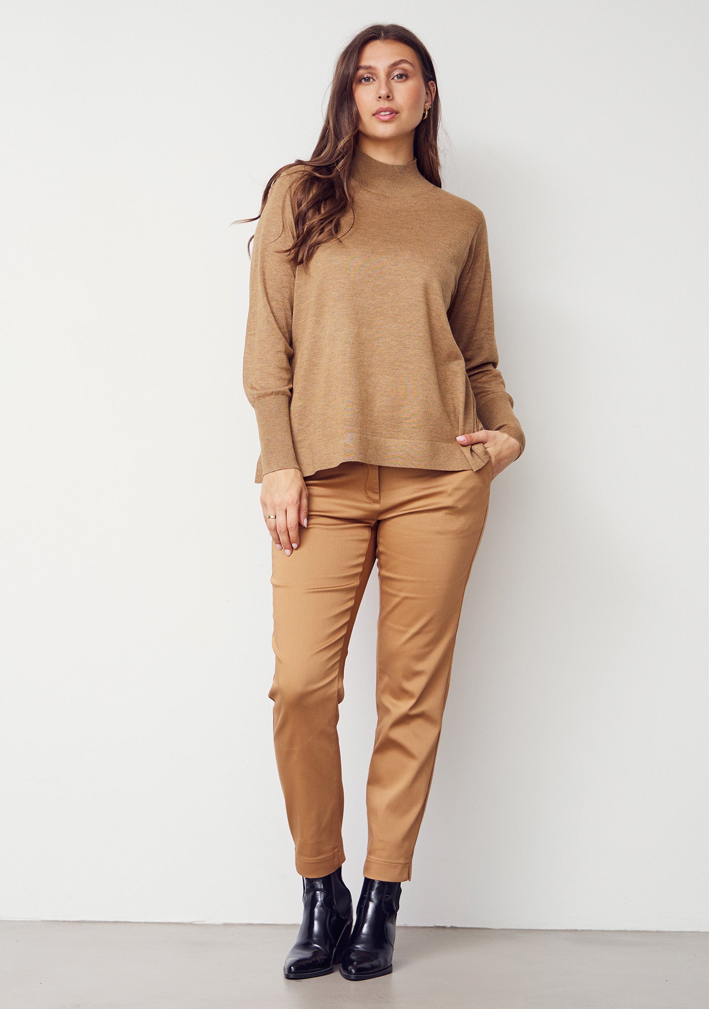 [YESEYESEE]★24FW★Tenga x Y.E.S Stripe Knit Pullover AICON Printed Knit Pullover Camel / TXA-TENGA by Artist-