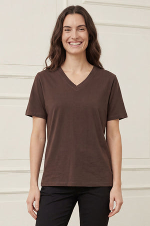 I SAY Nugga Basic V-Neck T-Shirt Basics 356 Dark brown