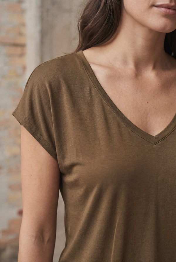 I SAY Nugga V-Neck T-Shirt Basics 314 Toffee